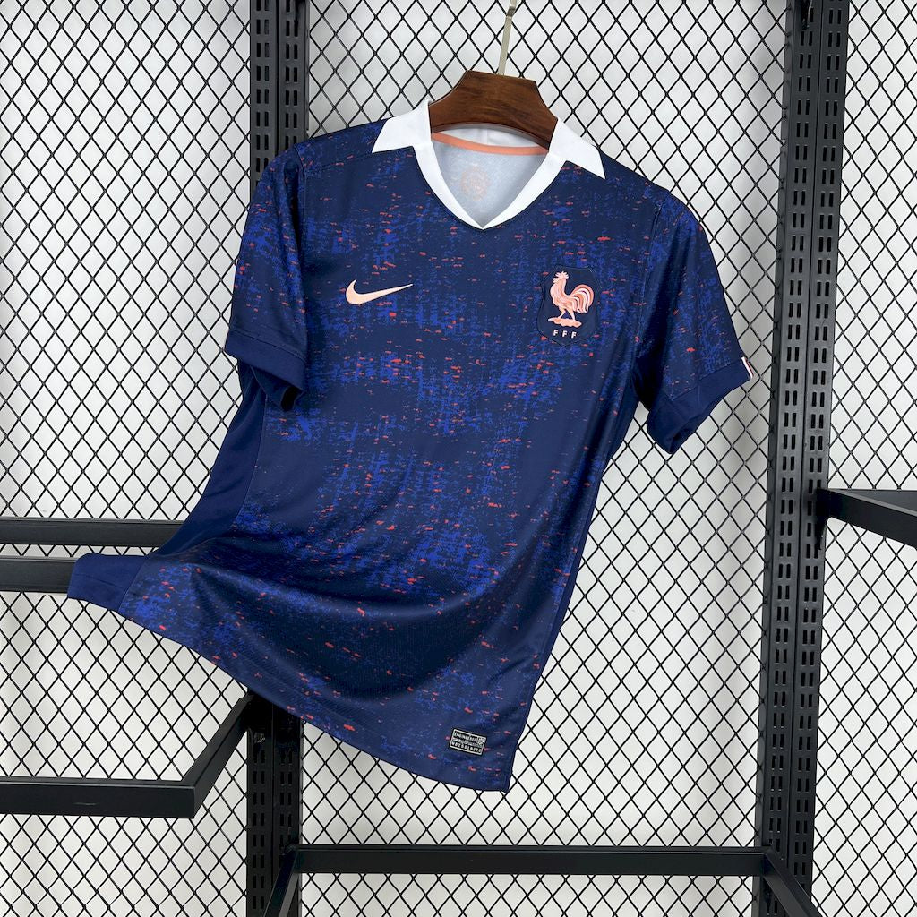 25/26 France Home